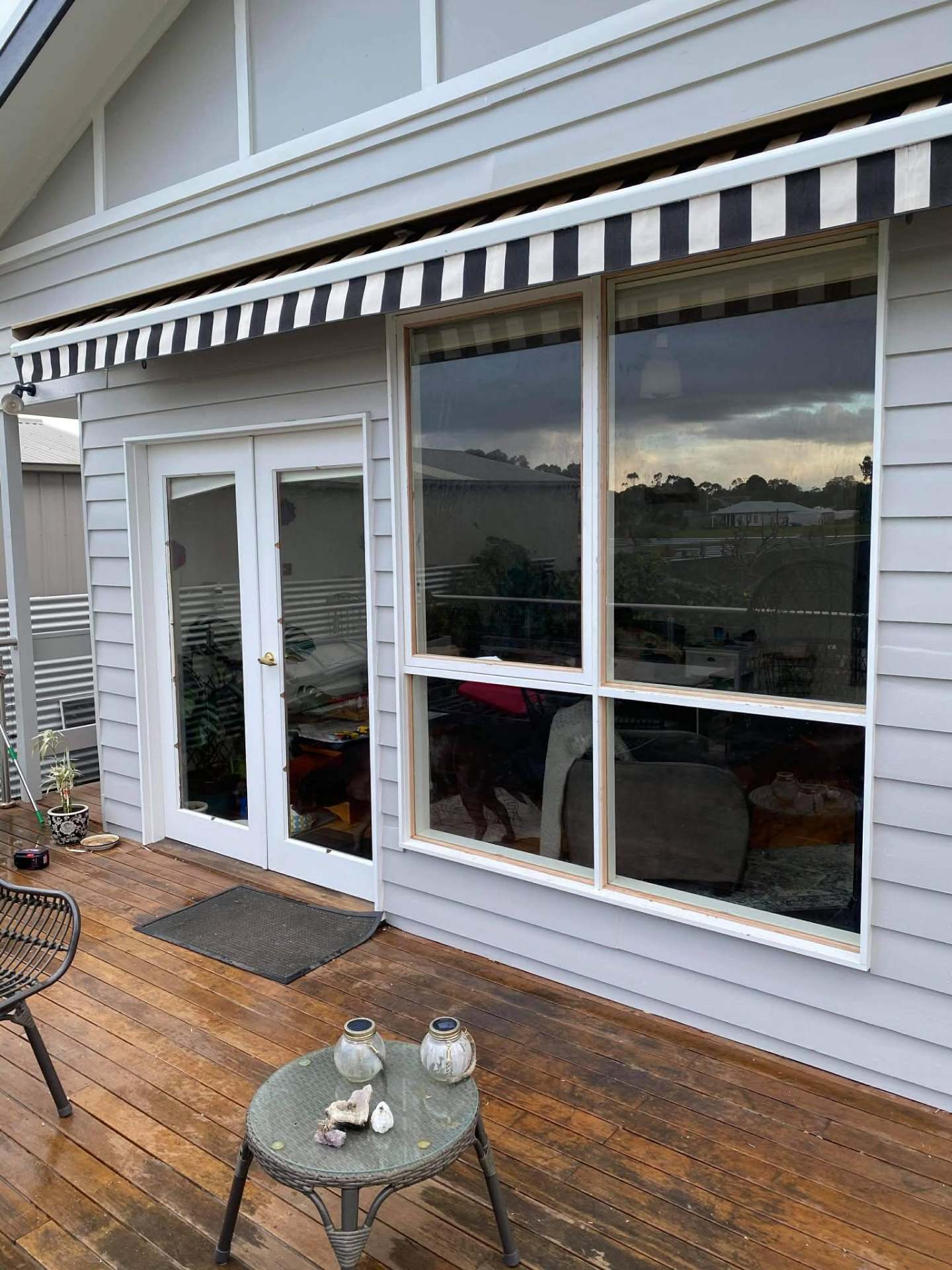Replacement glazing on weatherboard home